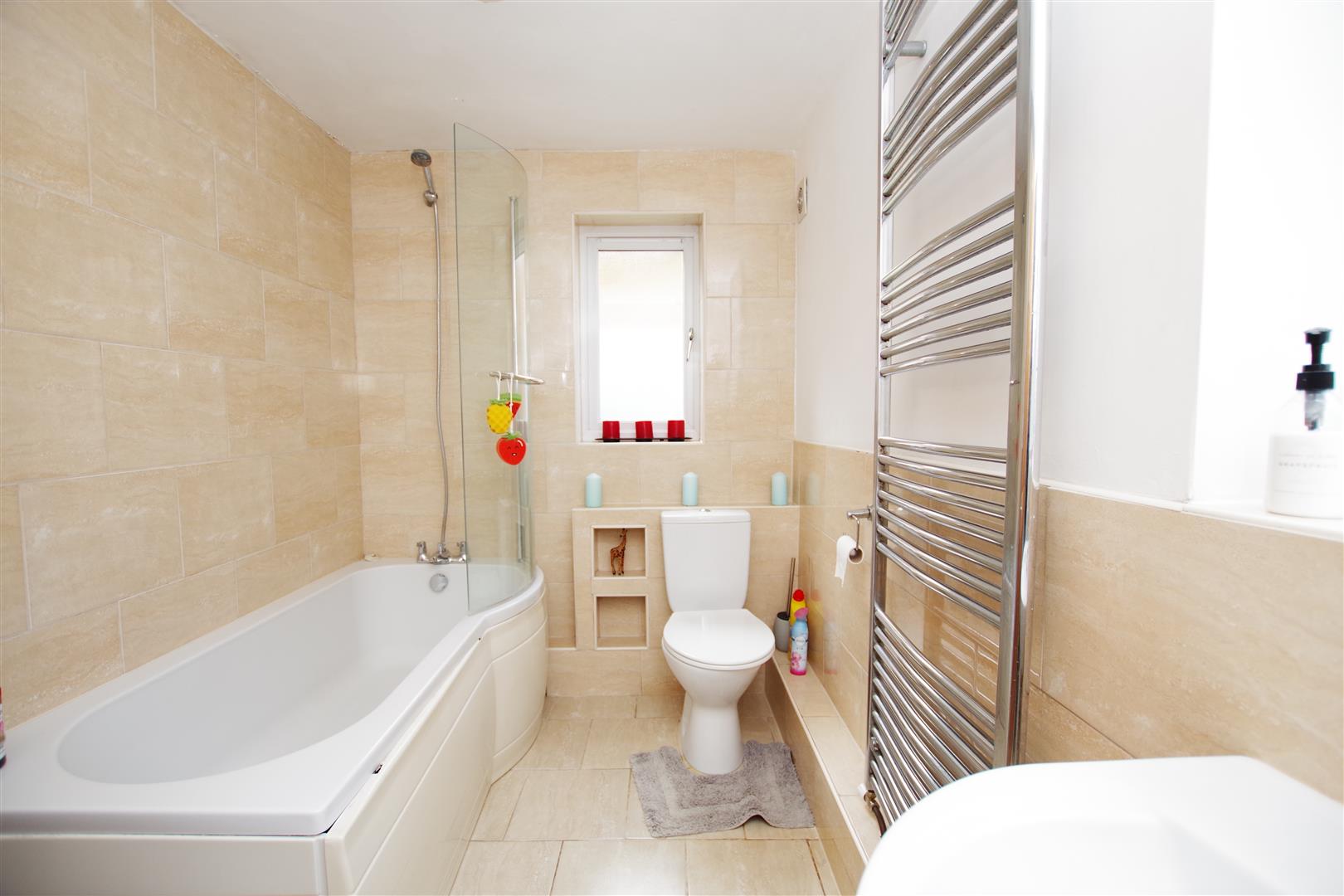 Property in Dryden Street, Swindon