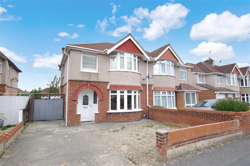 Property in Upham Road, Swindon
