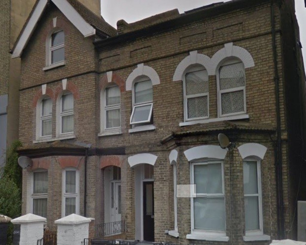 Property in South Norwood Hill, London, SE25 6AB
