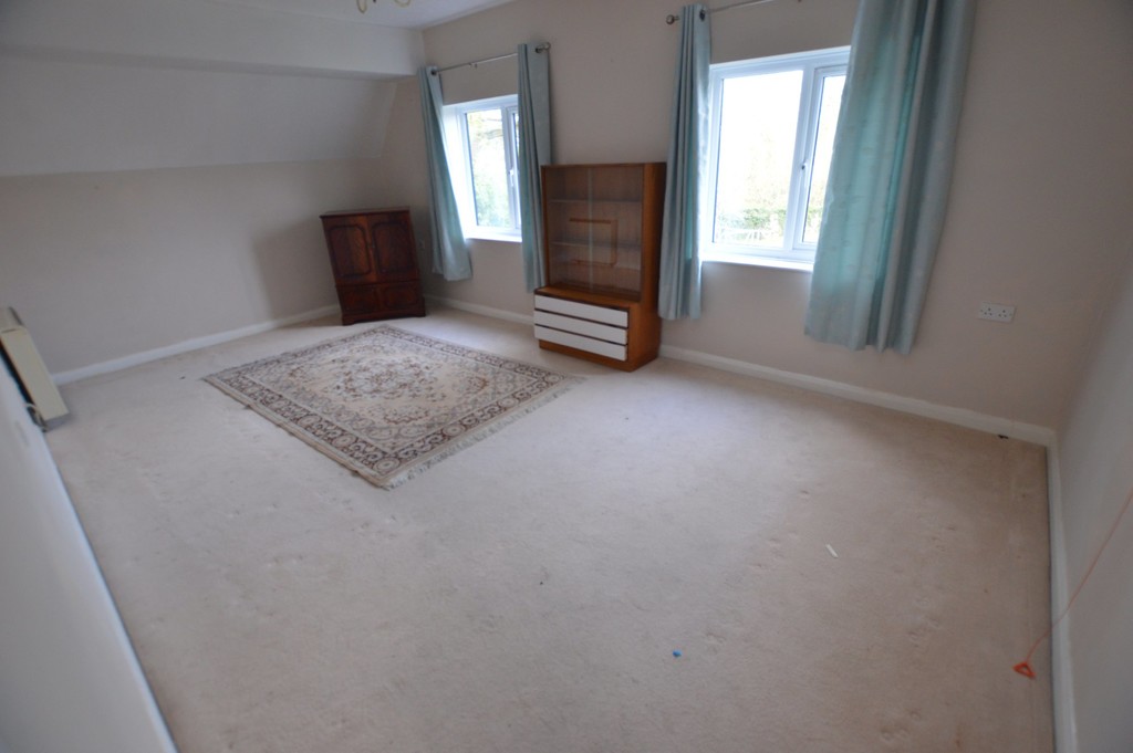 Property in Wickham Road, Croydon, CR0 8TB