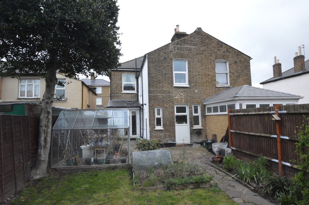 Benson & Partners Estate agents based in Croydon, South Norwood and