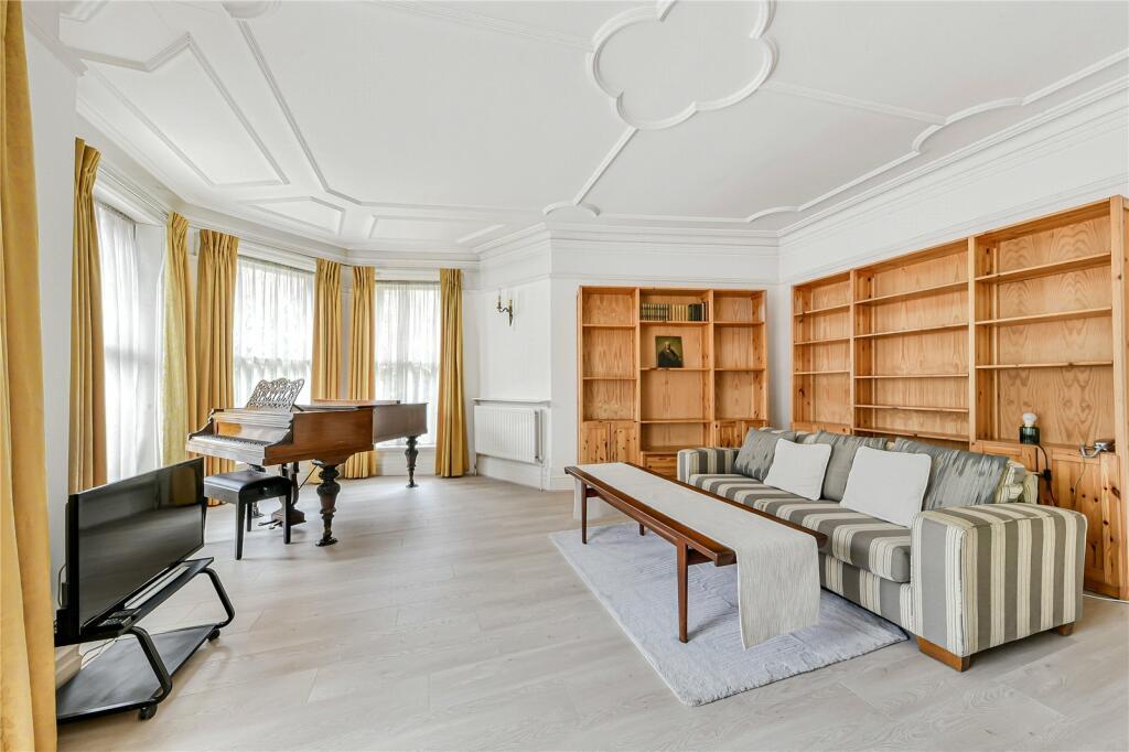 Finchley Road, London, NW3