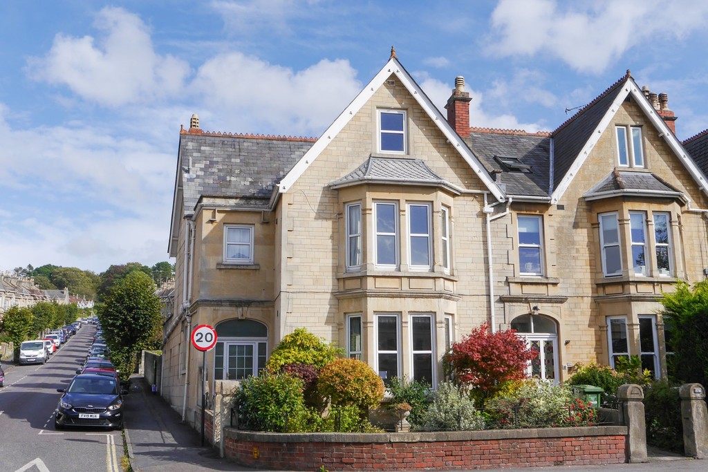 Property in Wellsway, Bath
