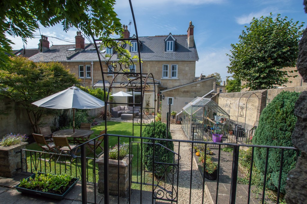 Property in Wellsway, Bath