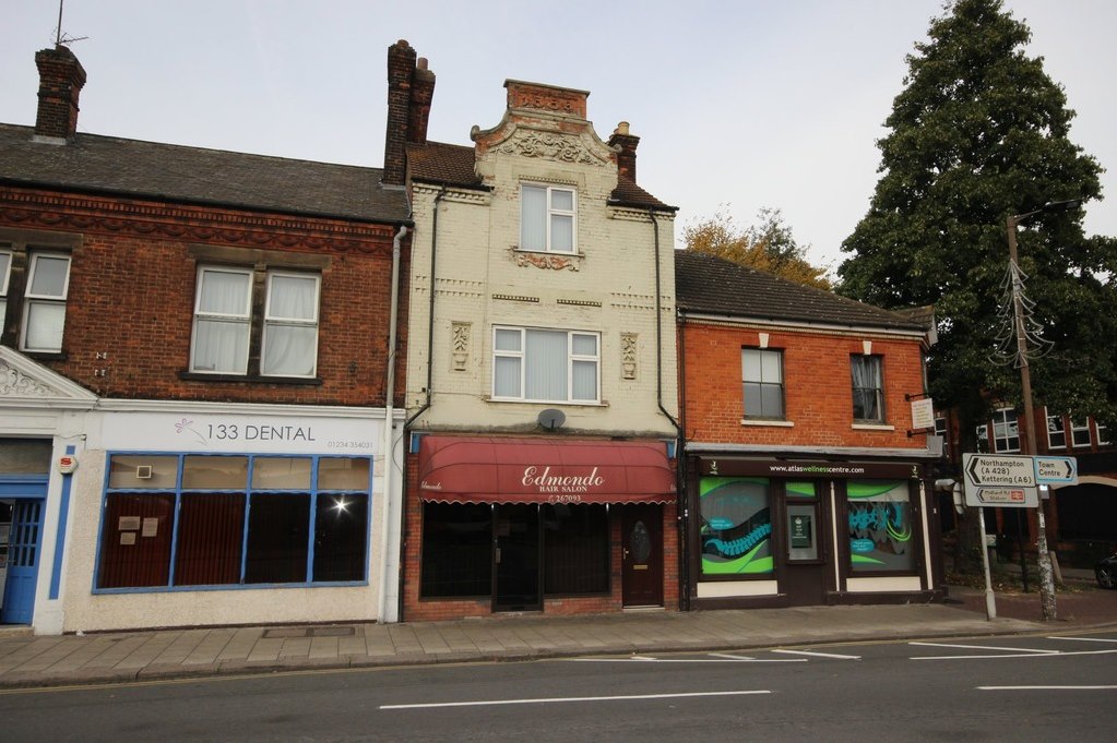 Property in Midland Road, Bedford, Beds