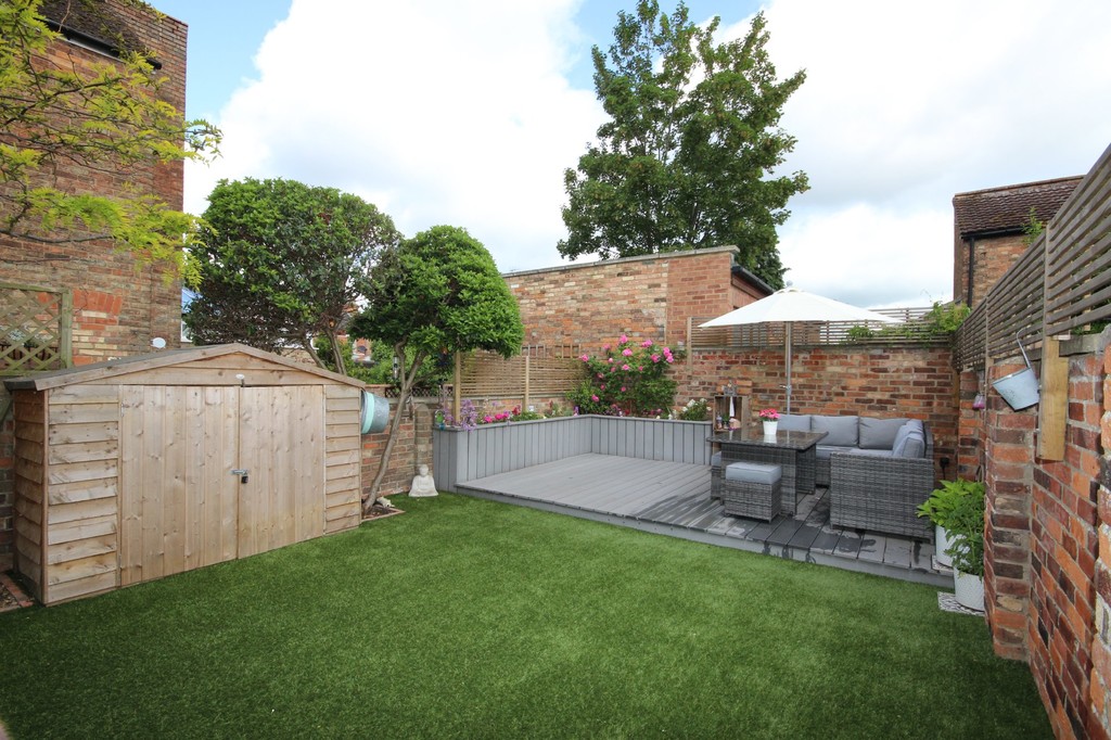 Property in Russell Avenue , Bedford , Beds