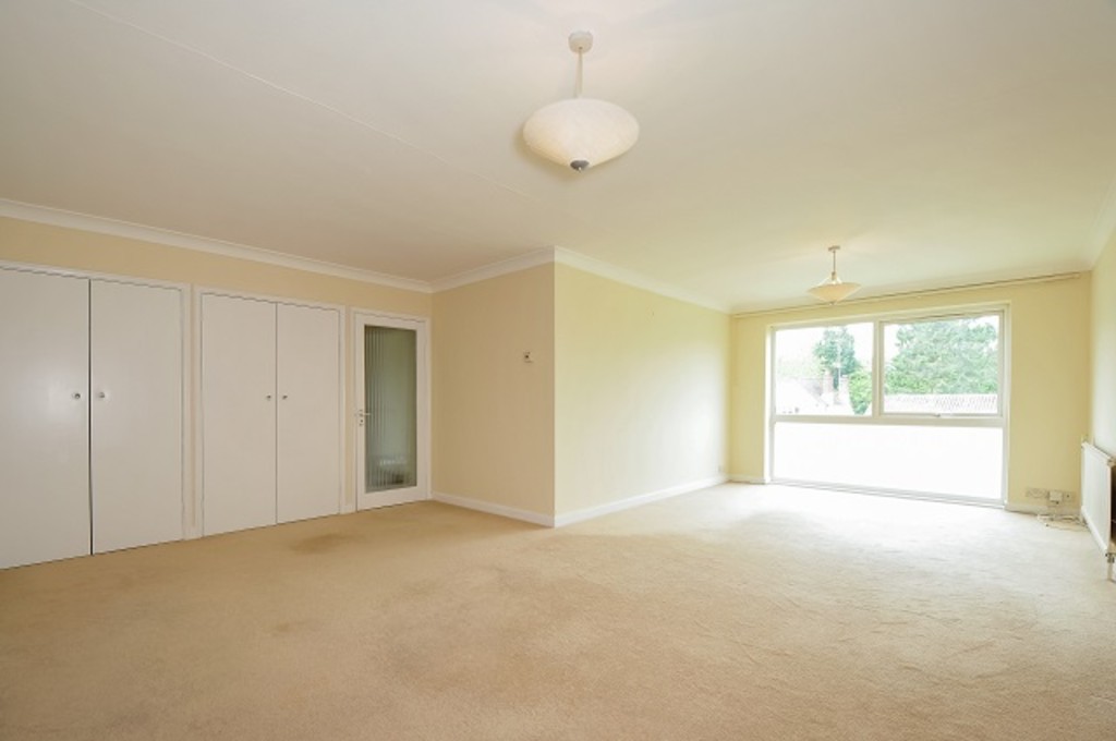 John Roberts & Co Estate agents based in Herts Home