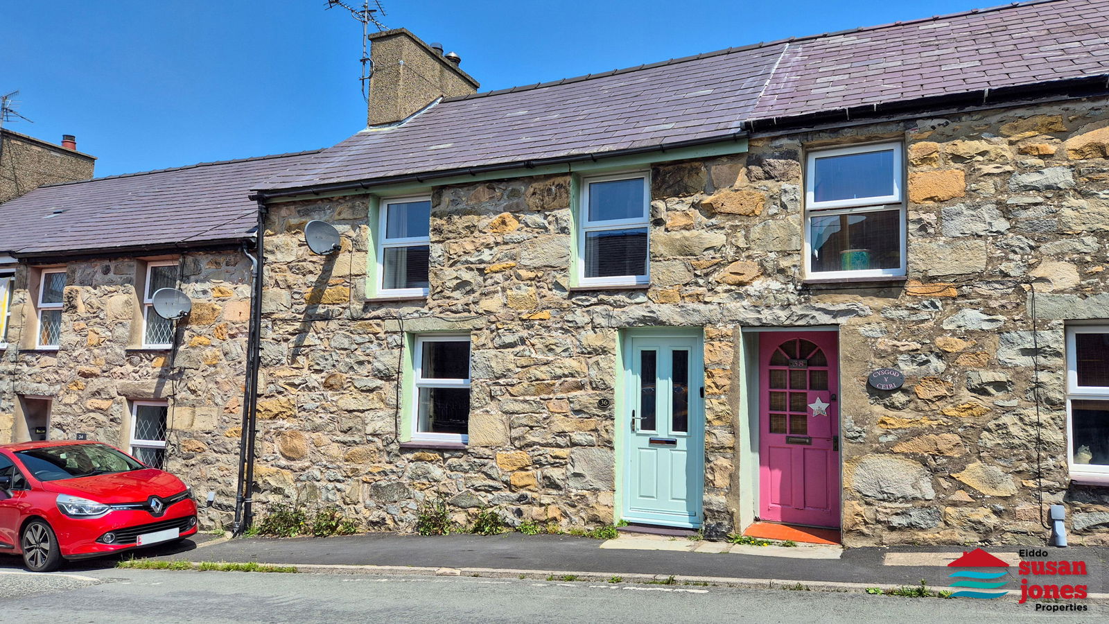 Eifl Road, Trefor LL54