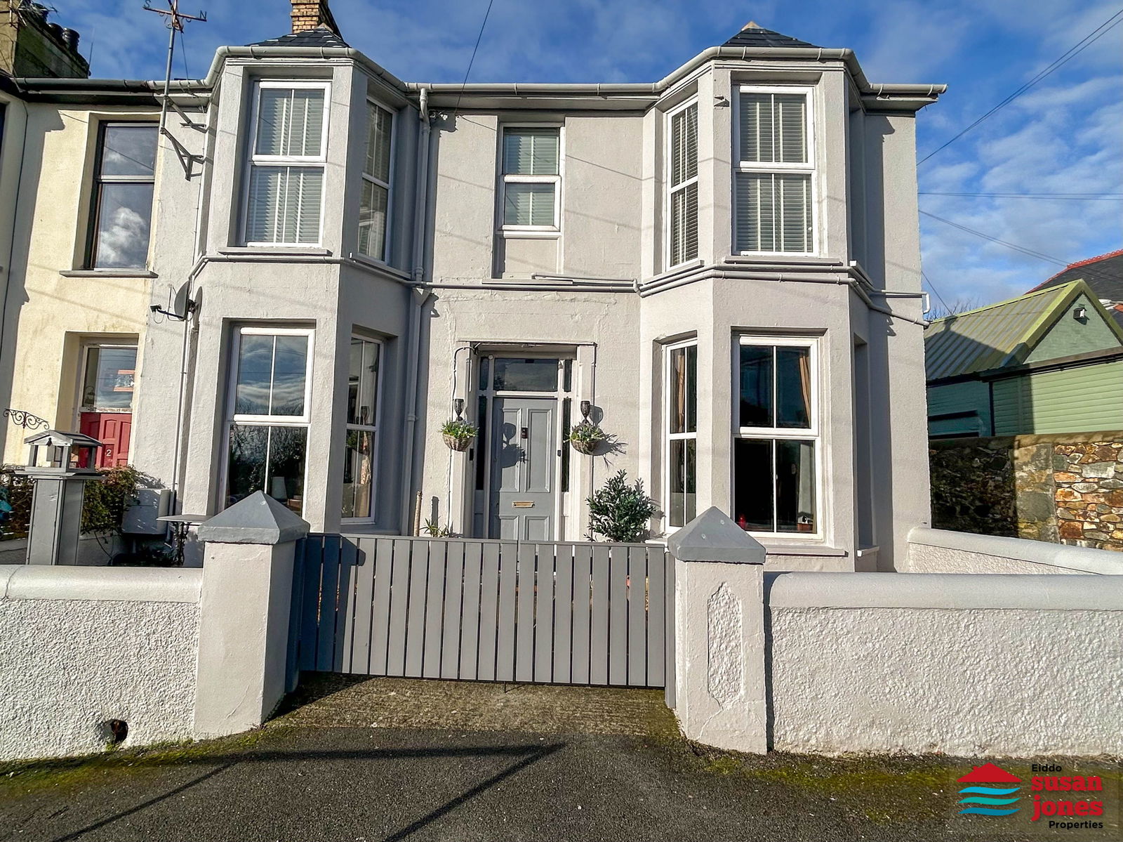 Parciau Terrace, Cricieth|Criccieth LL52