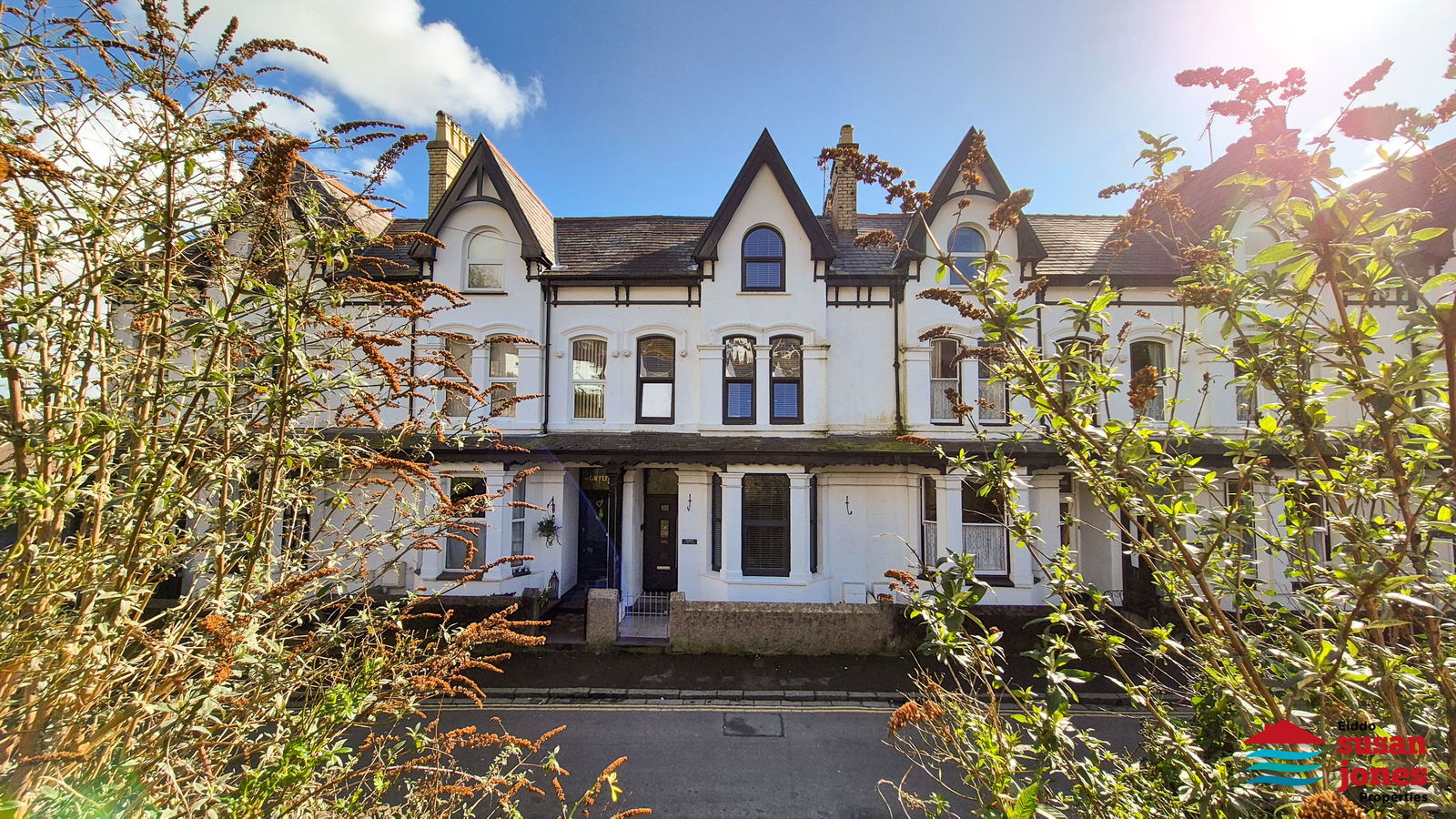 St. Peters Terrace, Pwllheli LL53