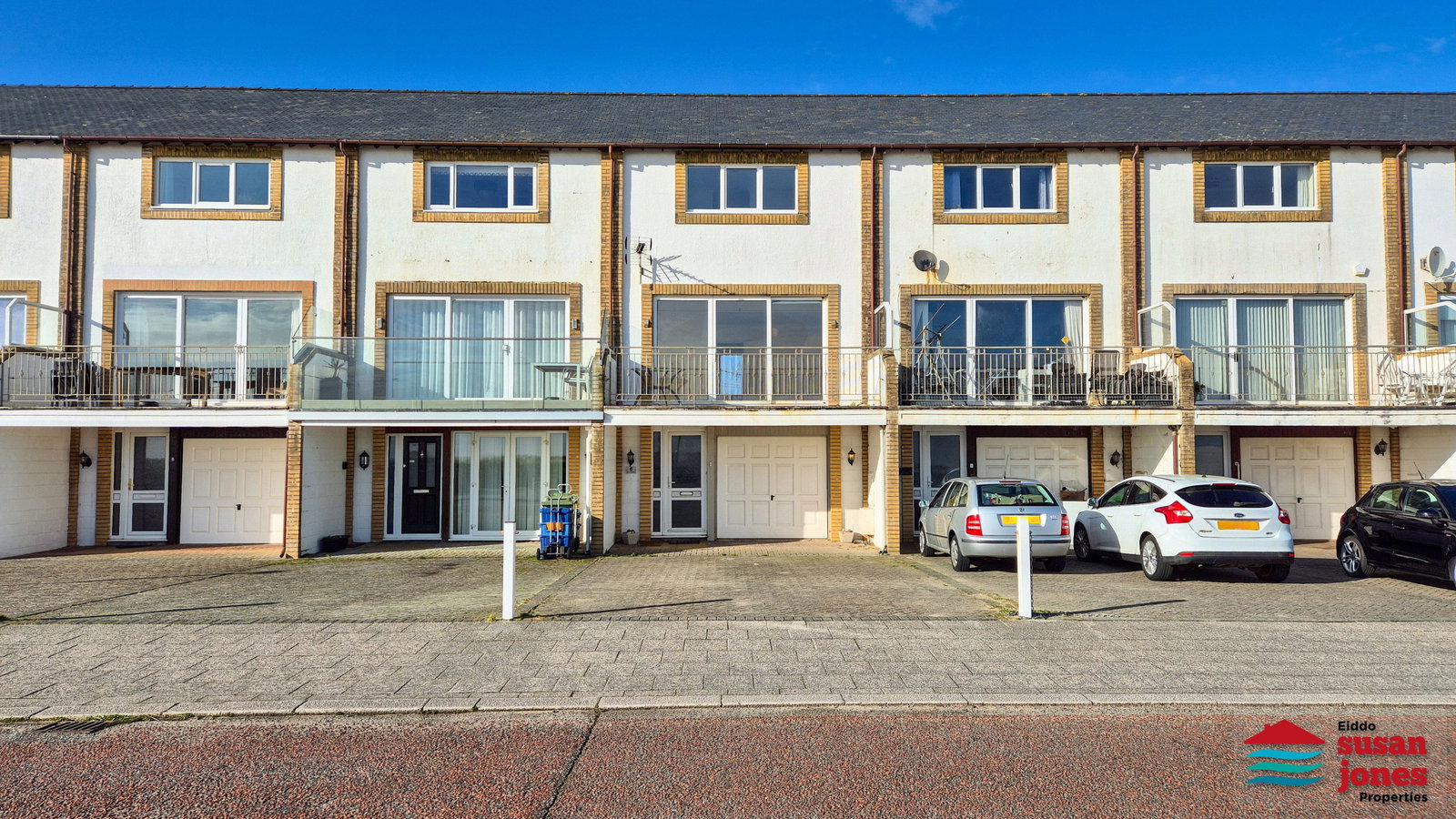 South Beach, Pwllheli LL53