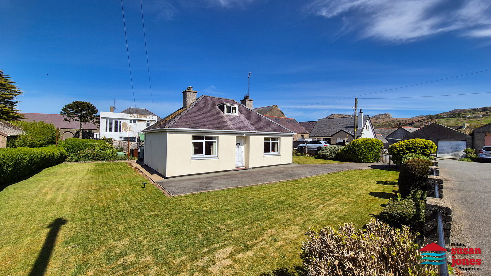Ffordd Cae Rhyg, Nefyn, Pwllheli LL53