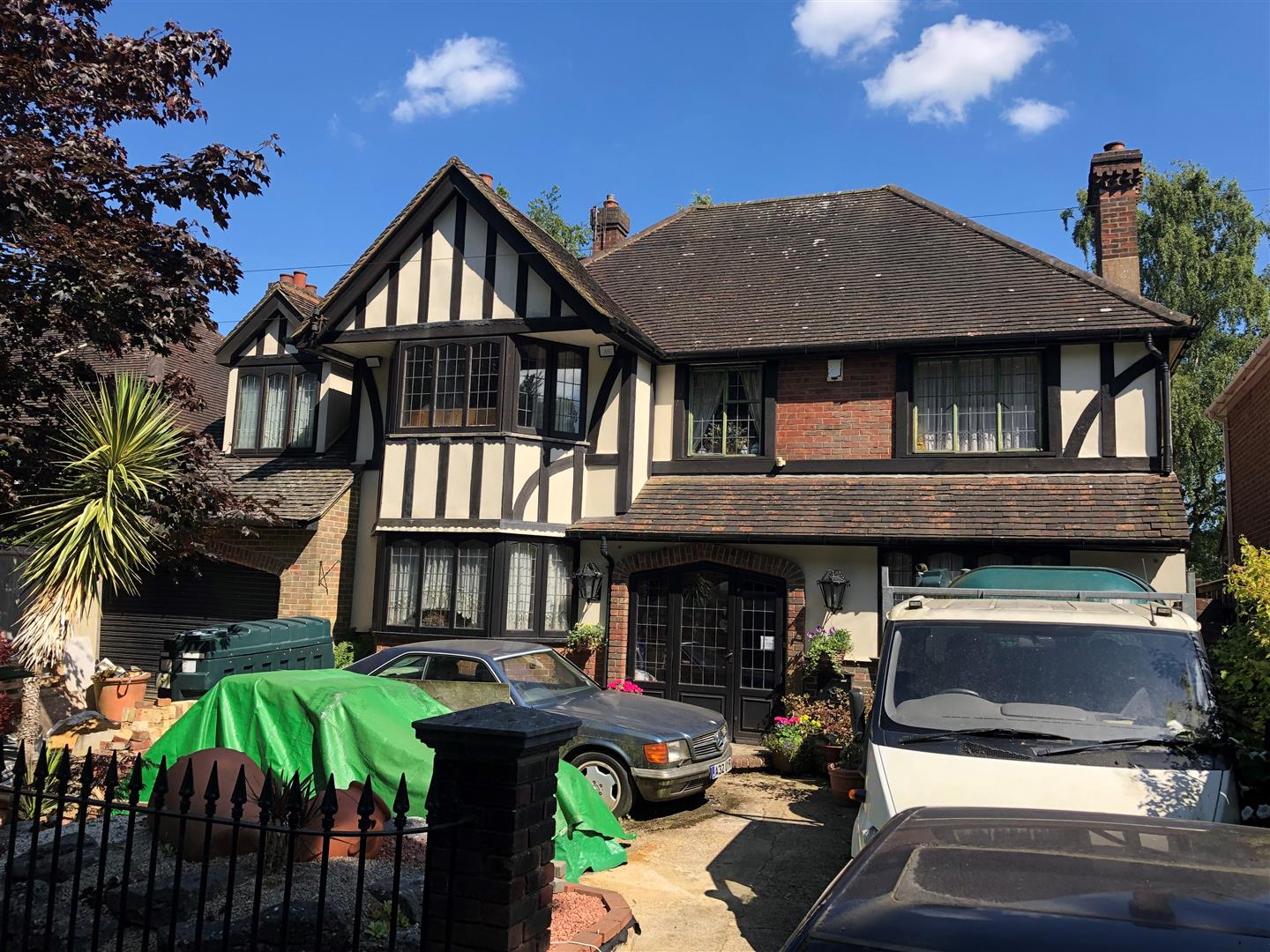 Property in Weald Road, Sevenoaks, TN13