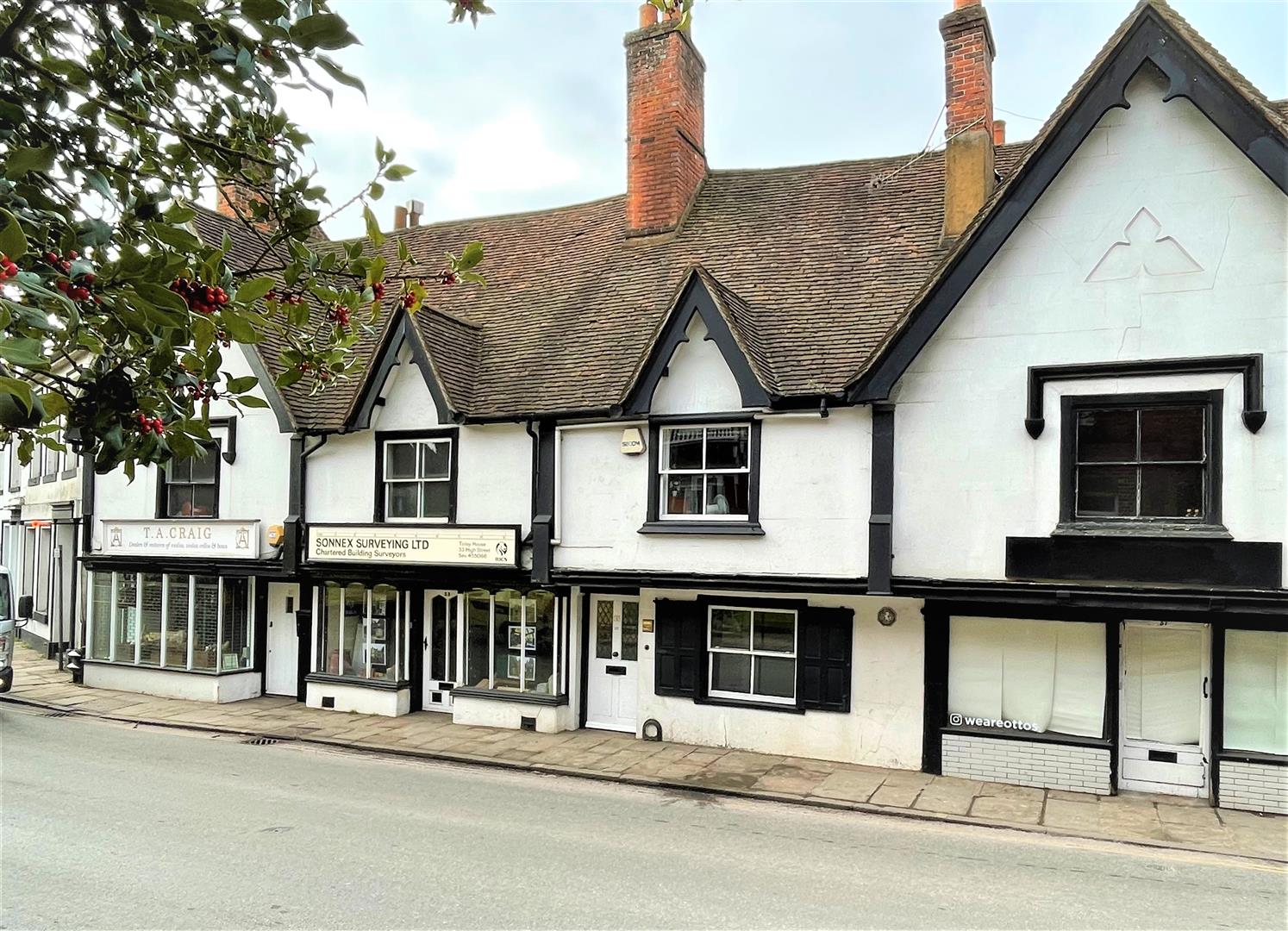 Property in High Street, Sevenoaks, TN13