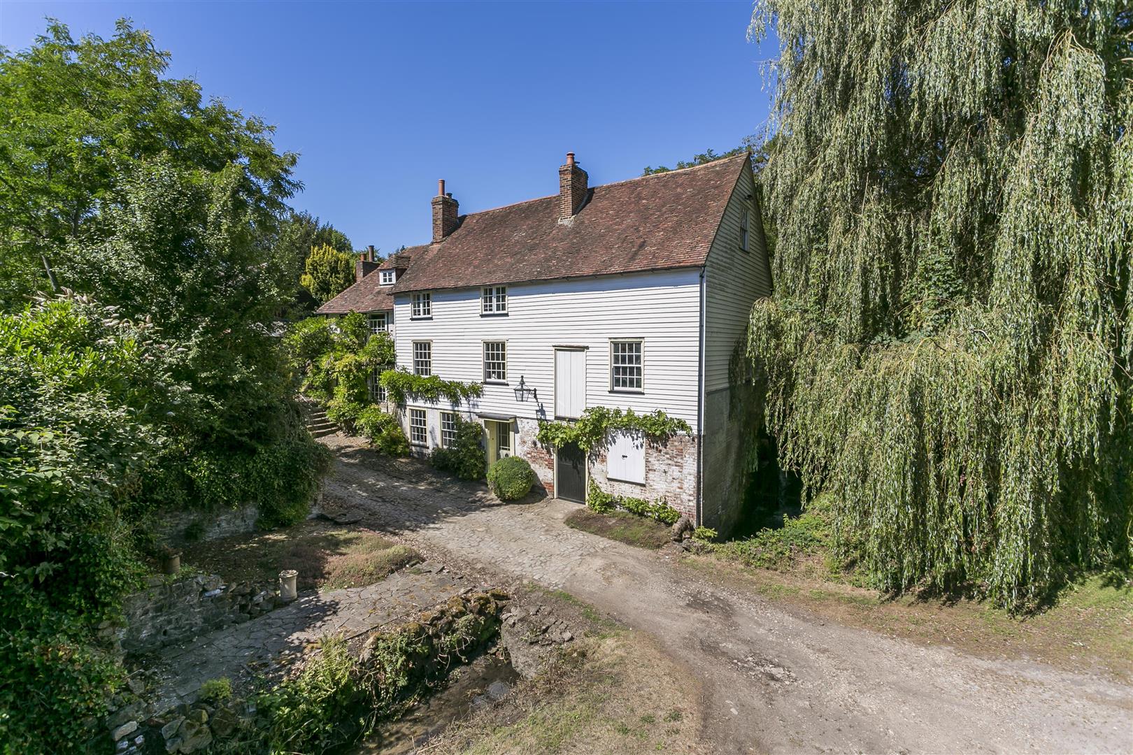 London Road, Ryarsh, ME19