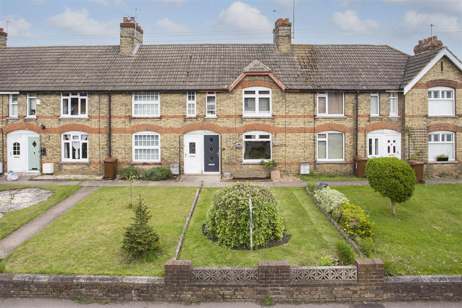 Property in High Street, Halling, ME2