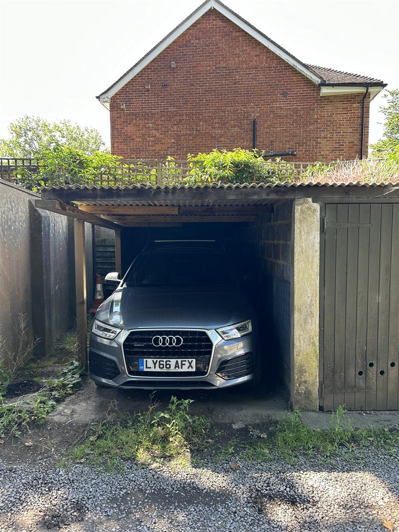 Frog Lane, West Malling, ME19