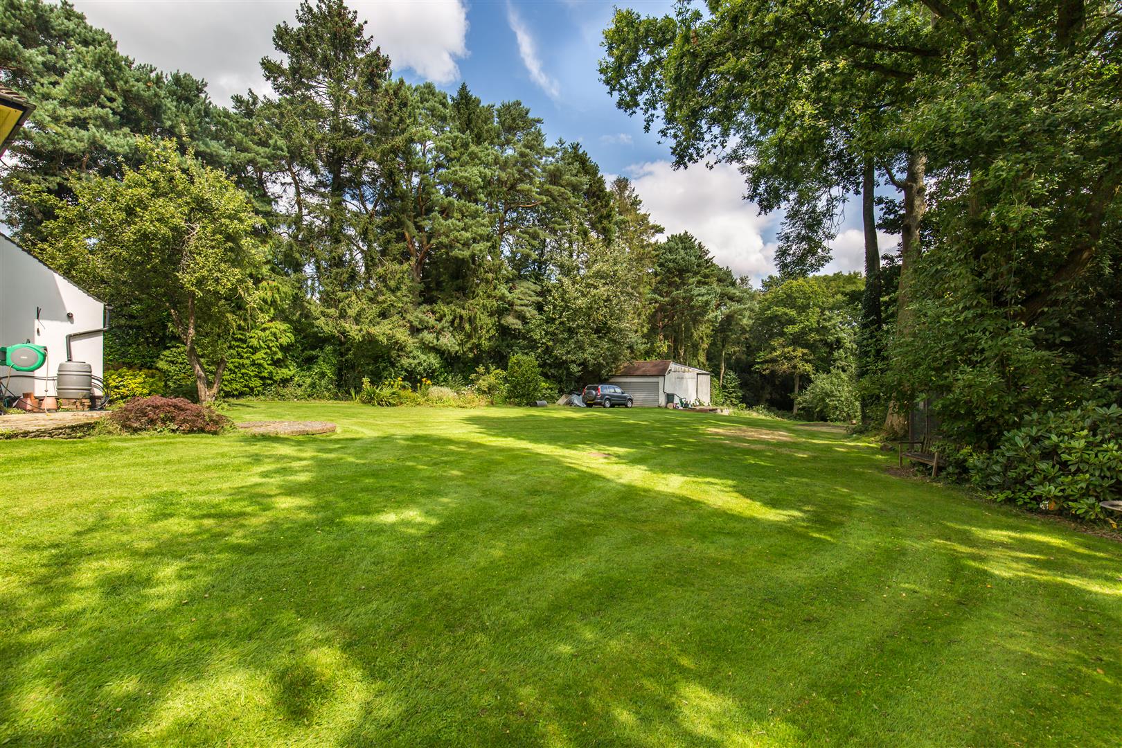 Property in Single Street, Berrys Green, TN16