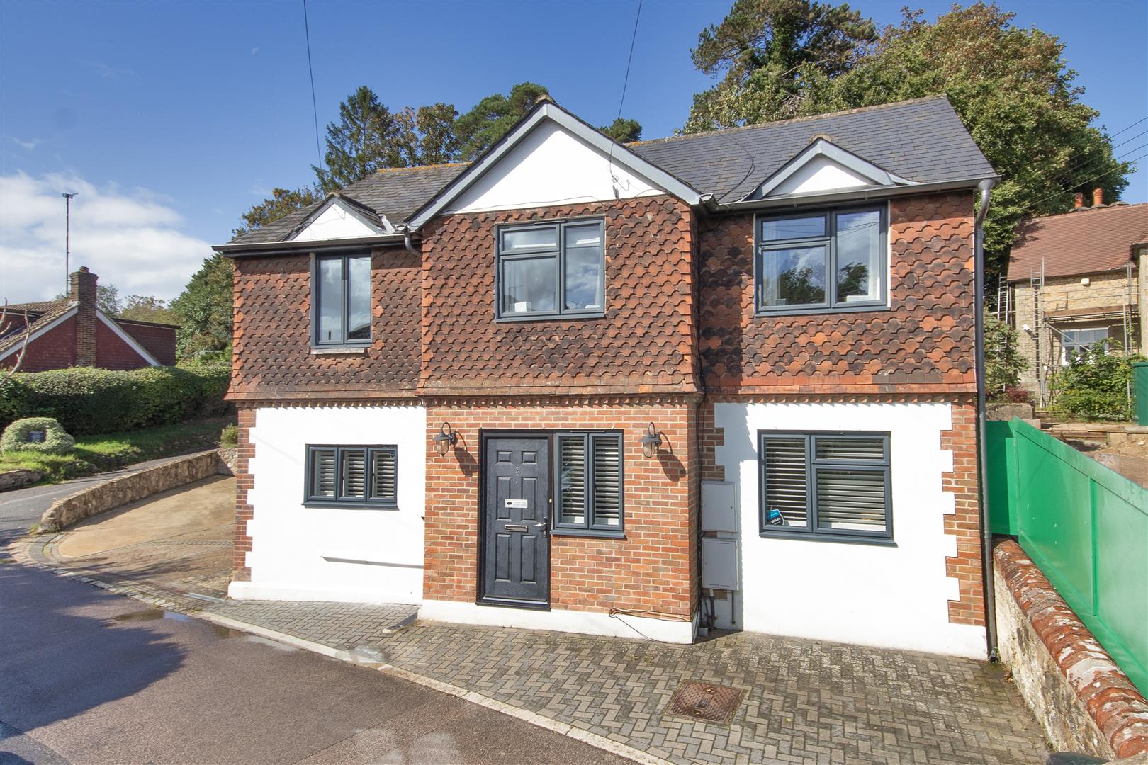 South Bank, Westerham, TN16