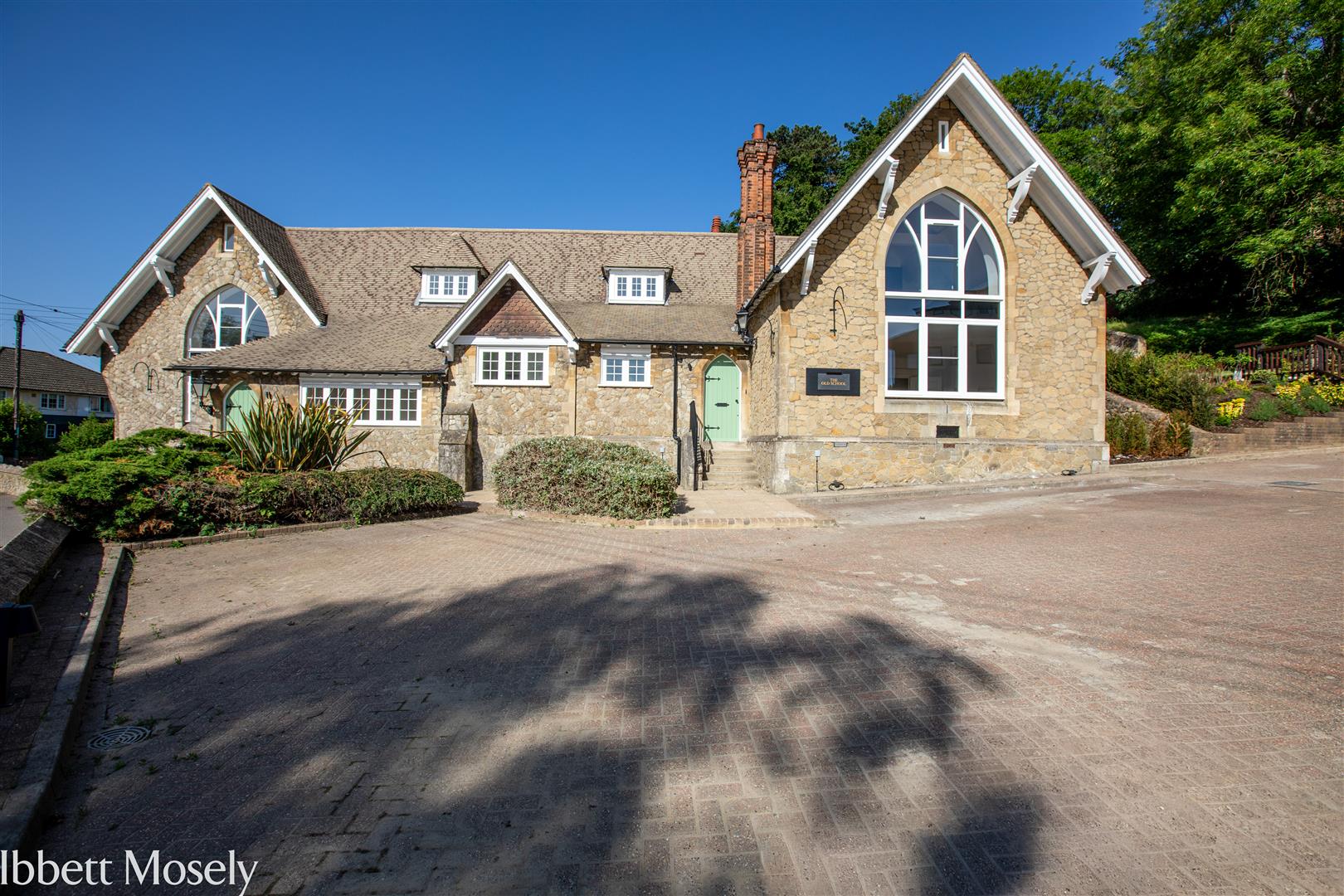 London Road, Westerham, TN16