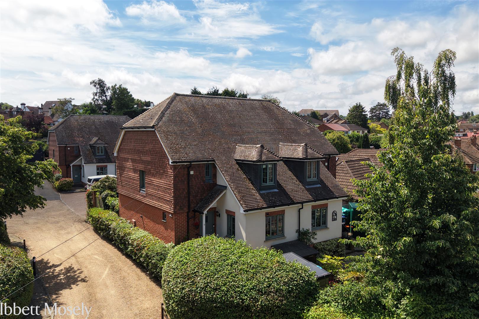 Walnut Tree Close, Westerham, TN16