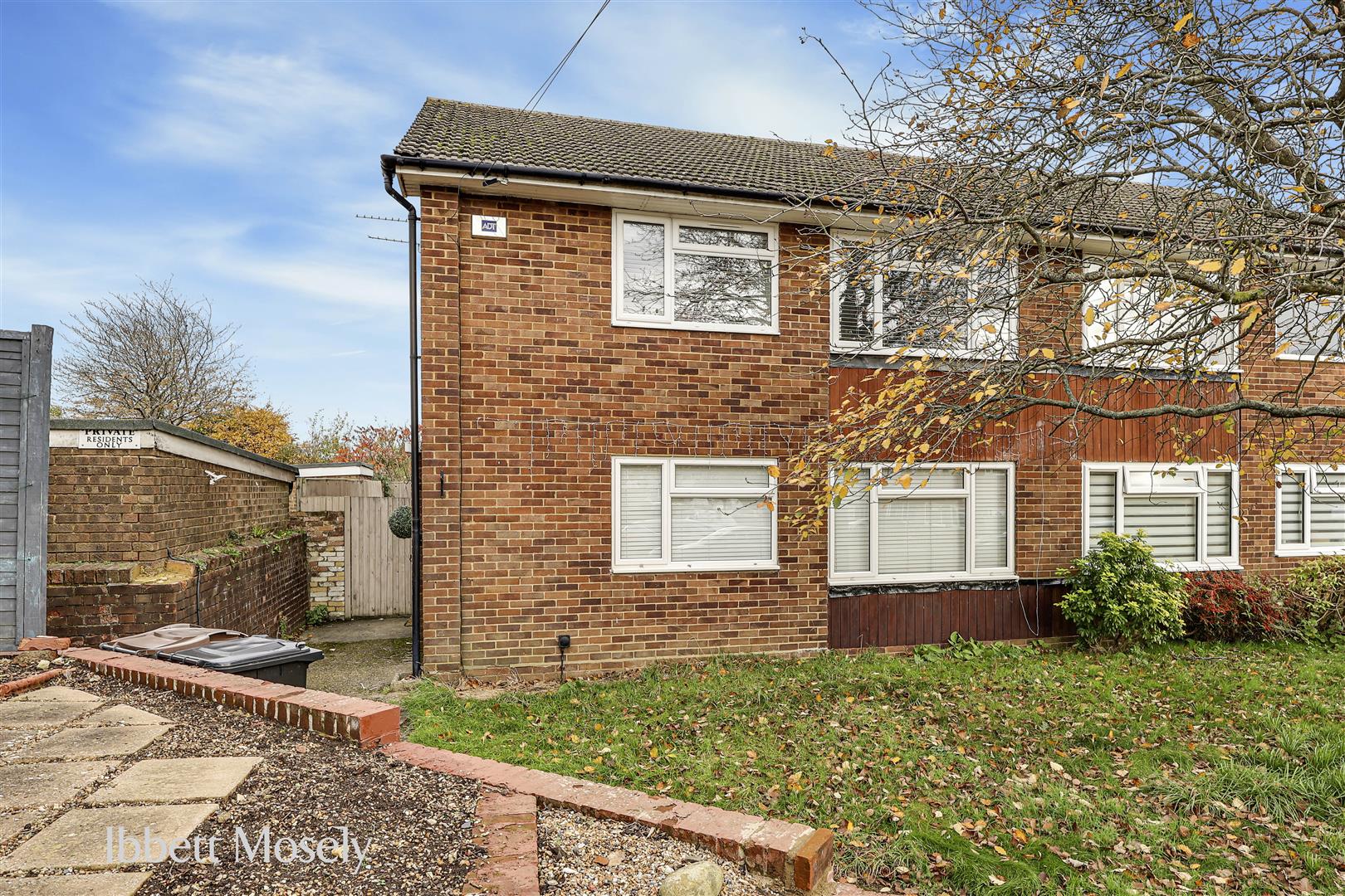 Hollingworth Way, Westerham, TN16