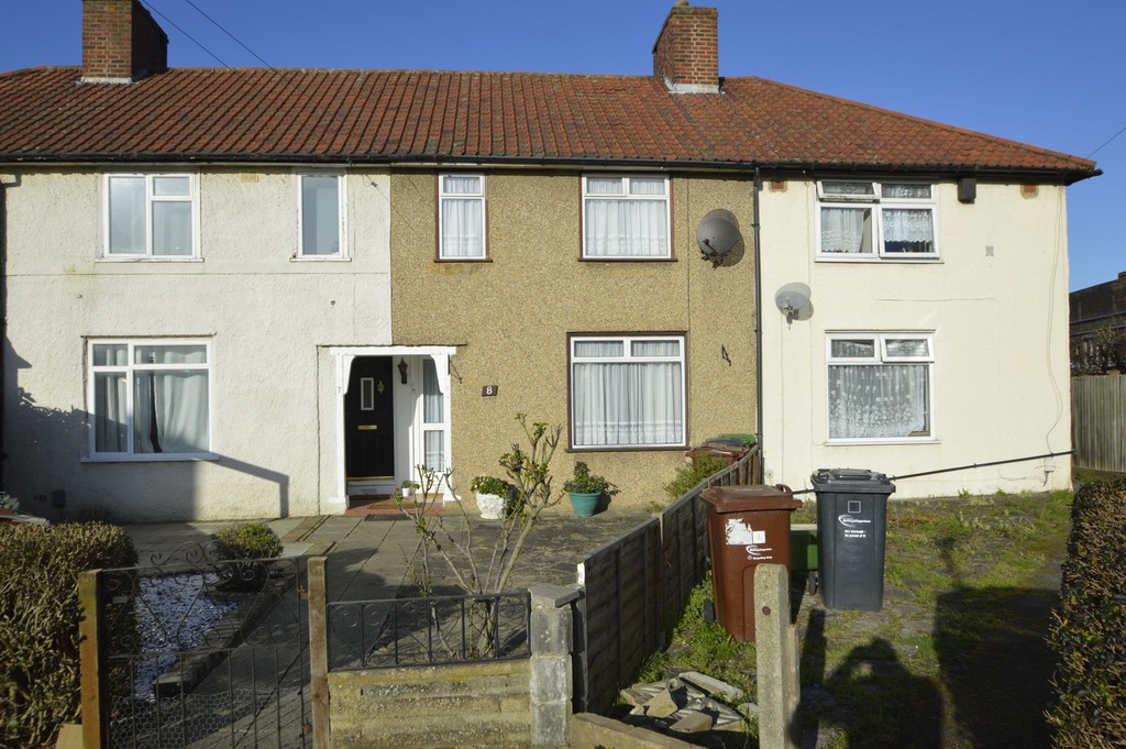 Property in Elms Gardens, Dagenham, RM9 5TX