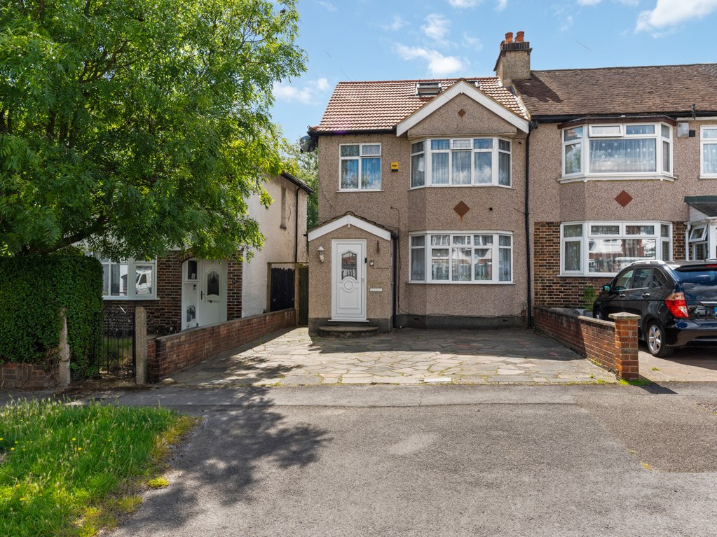 Surrey Estate Agents Paul Graham