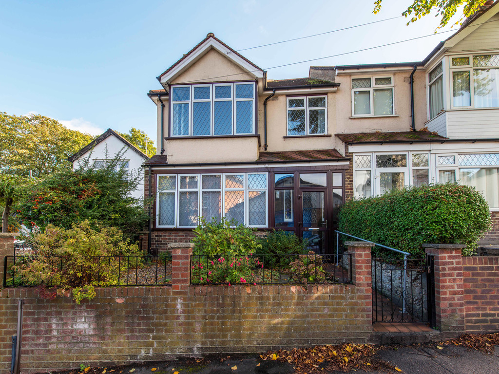 Property in Carshalton Park Road, Carshalton, SM5 3SR