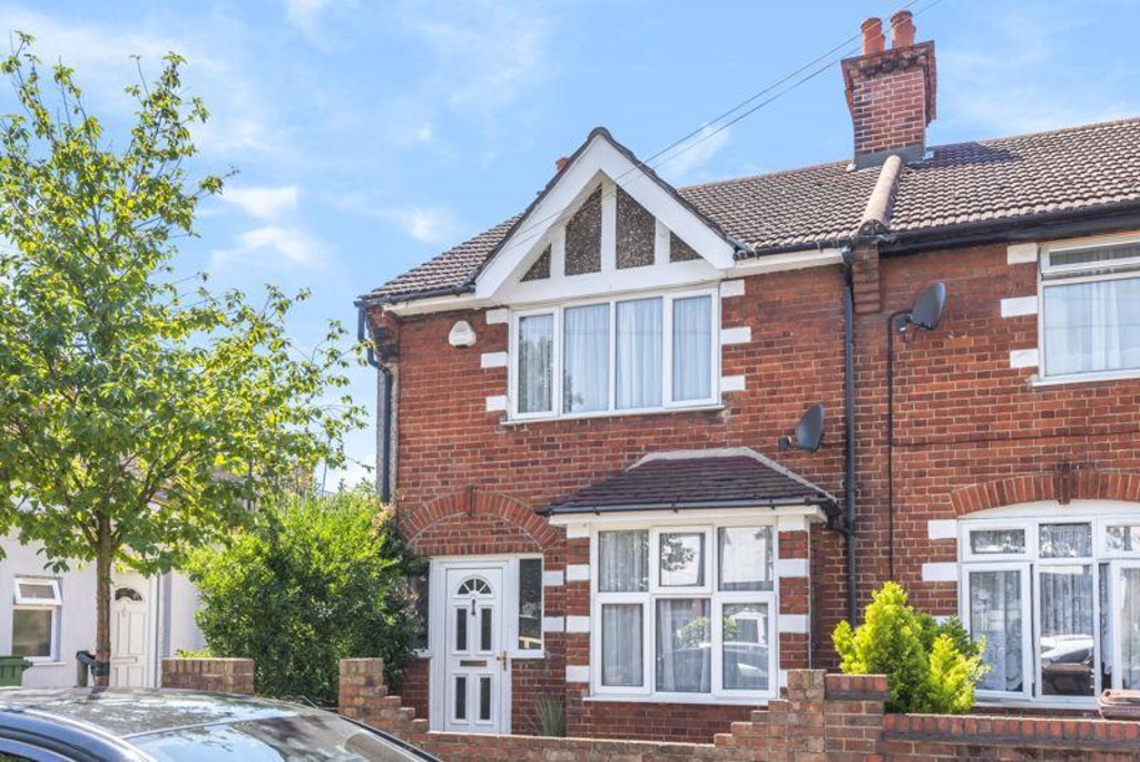 Property in Byron Avenue, Sutton, SM1 3RA
