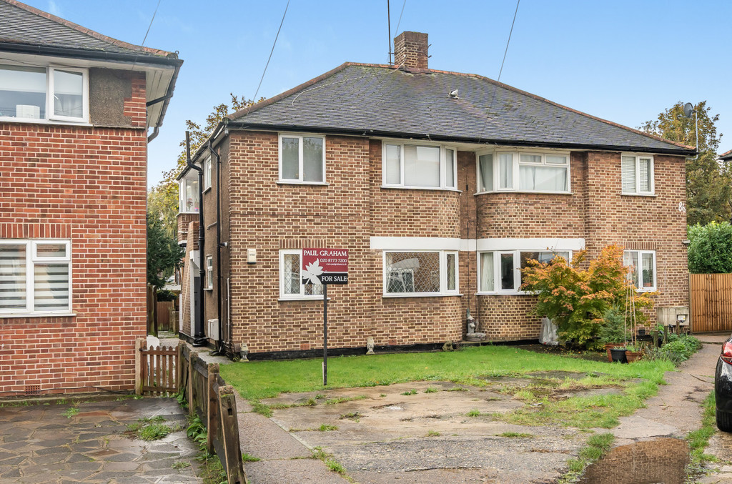 Property in Reynolds Close, Carshalton, SM5 2AZ