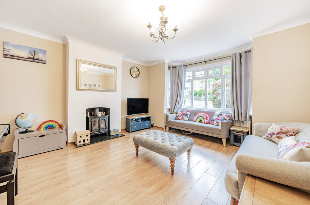 Property in Wales Avenue, Carshalton, SM5 3QN