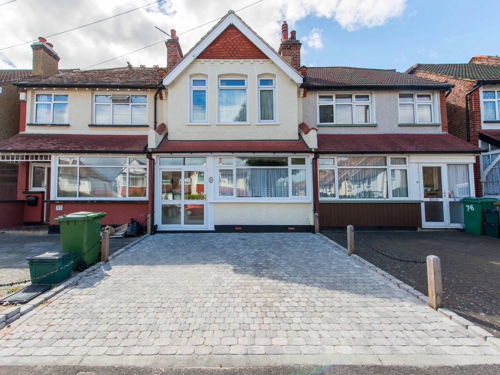 Property in Wordsworth Road, South Wallington, Surrey, SM6 9RH