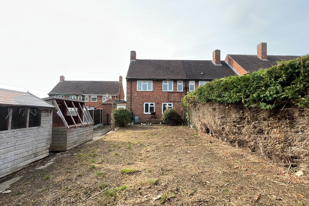 Property in Staveley Road, Melton Mowbray, LE13 0LN