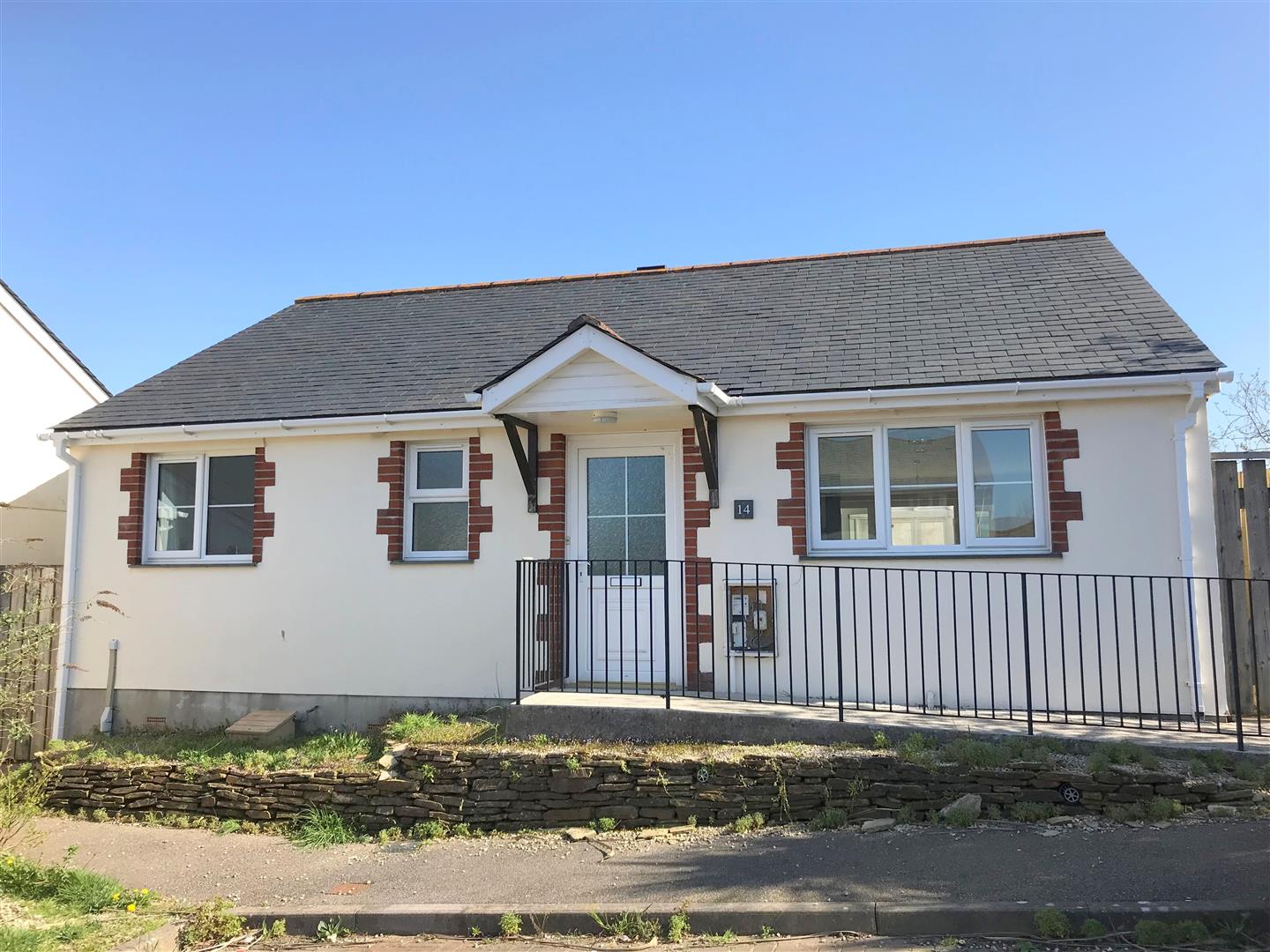 Property in Fraddon, St Columb, Fraddon St. Columb, Cornwall, TR9 6TR