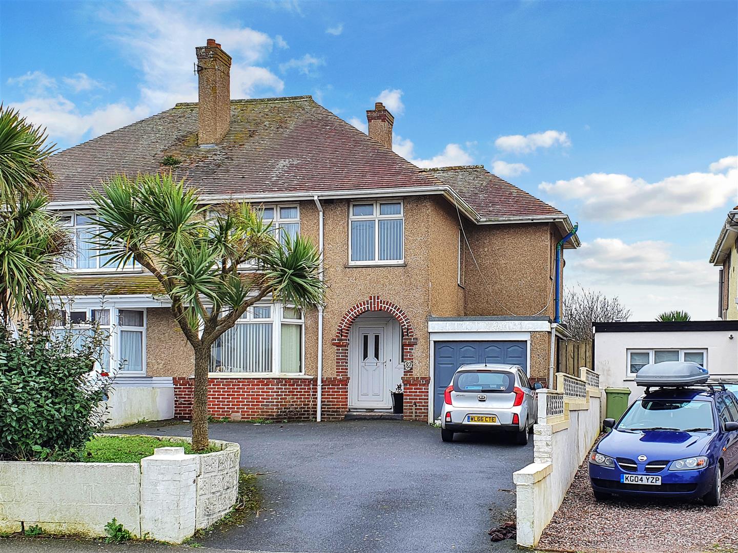 Property in Henver Road, Newquay, Cornwall, TR7 3BL