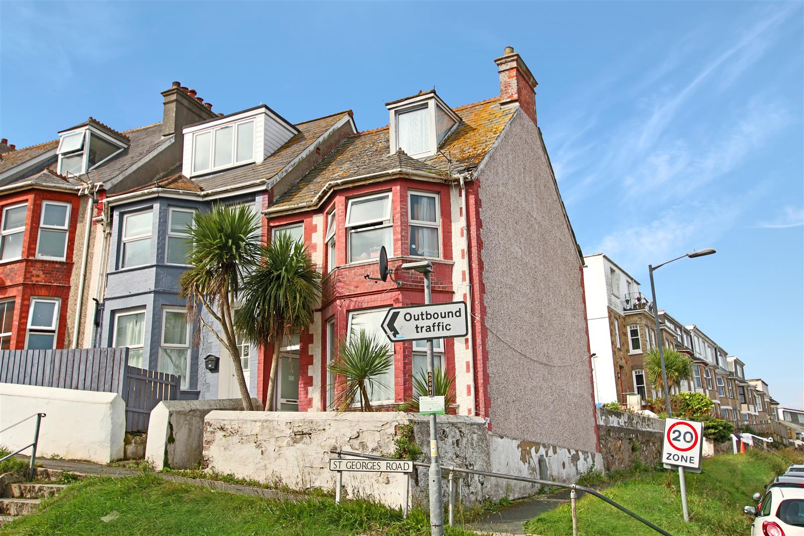 Property in St. Road, Newquay, Cornwall, TR7 1RD