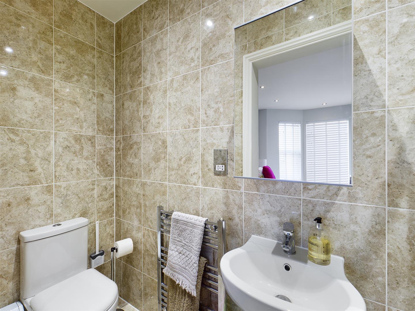 Property in St. Road, Newquay, Cornwall, TR7 1RE