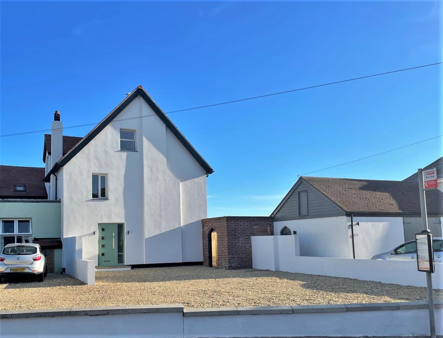 Property in Mount Wise, Newquay, Cornwall, TR7 1QR