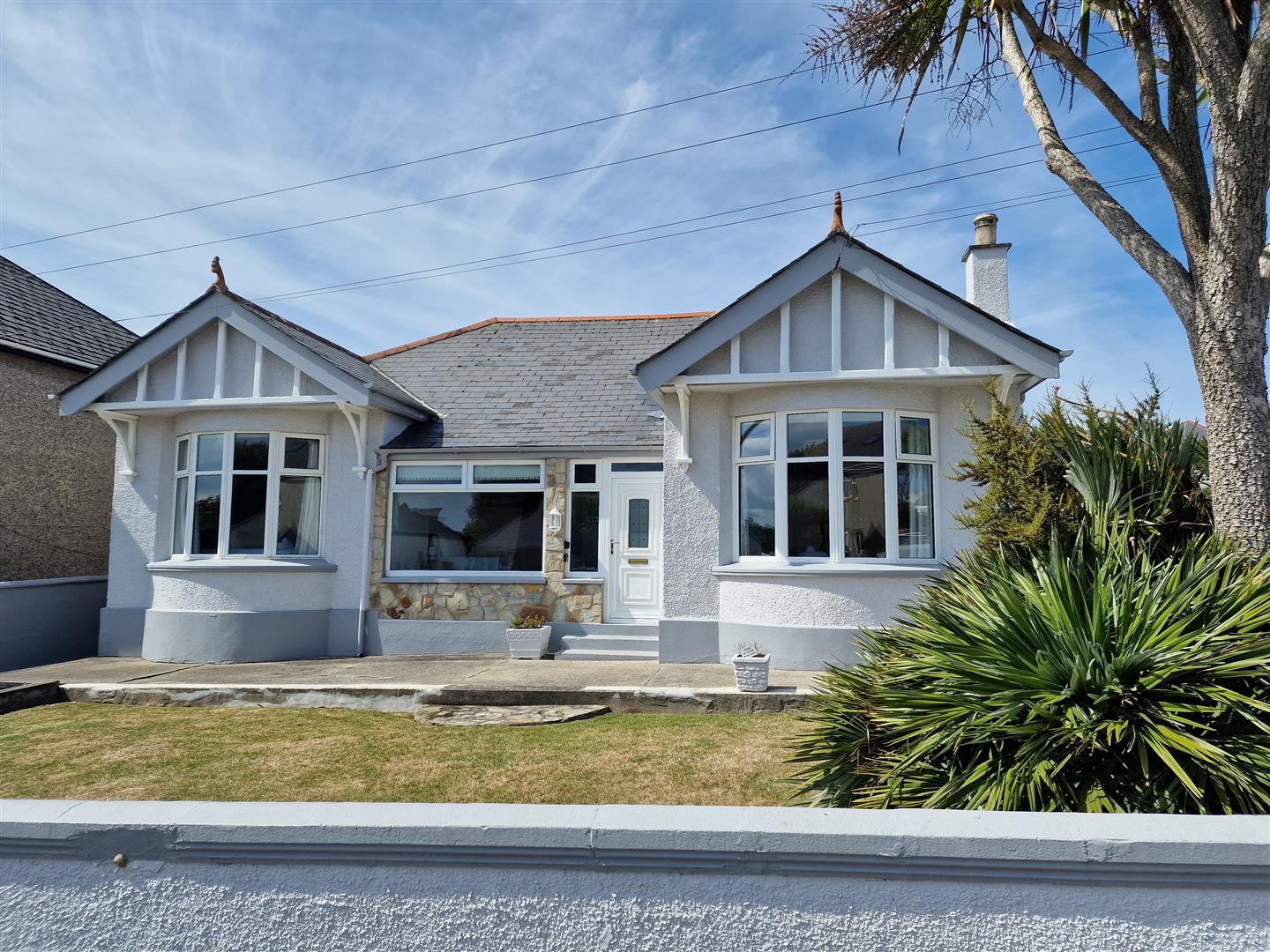Property in Ulalia Road, Newquay, Cornwall, TR7 2PZ