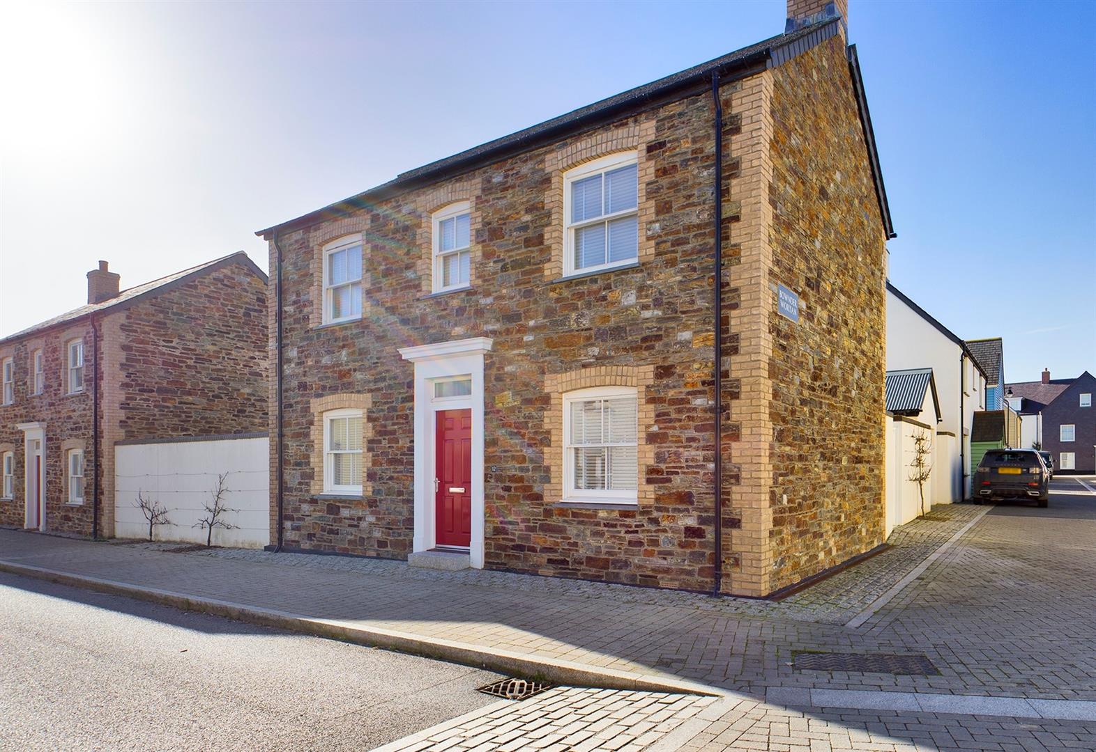 Property in Stret Lugan, Nansledan, Nansledan, Cornwall, TR8 4FG