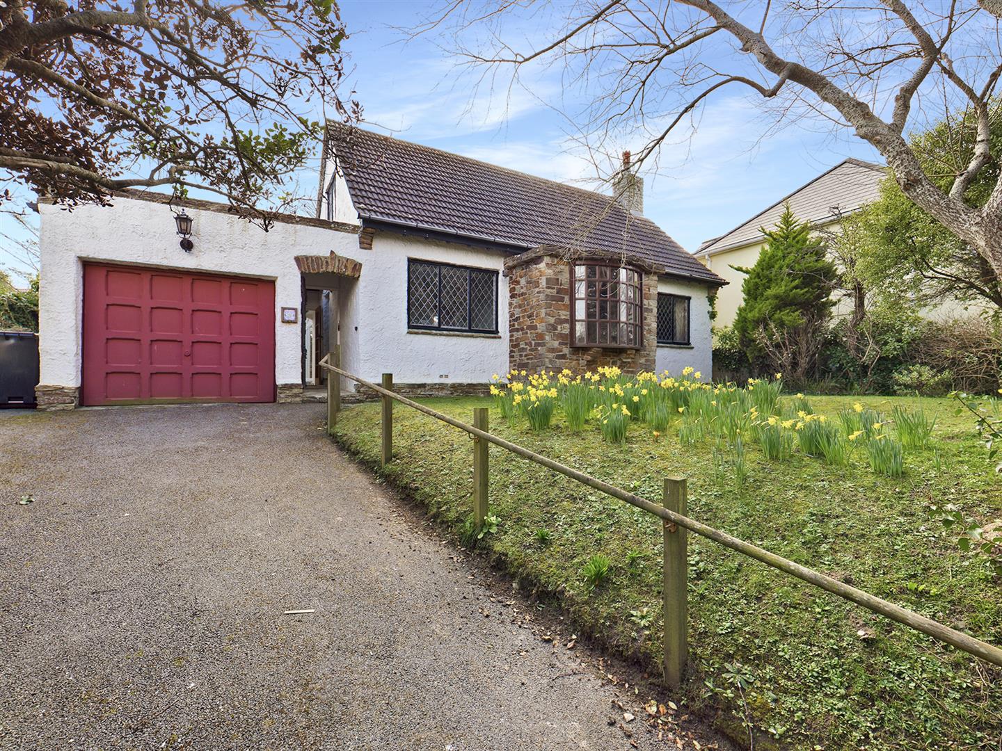 Property in Gustory Road, Crantock, Cornwall, TR8 5RG