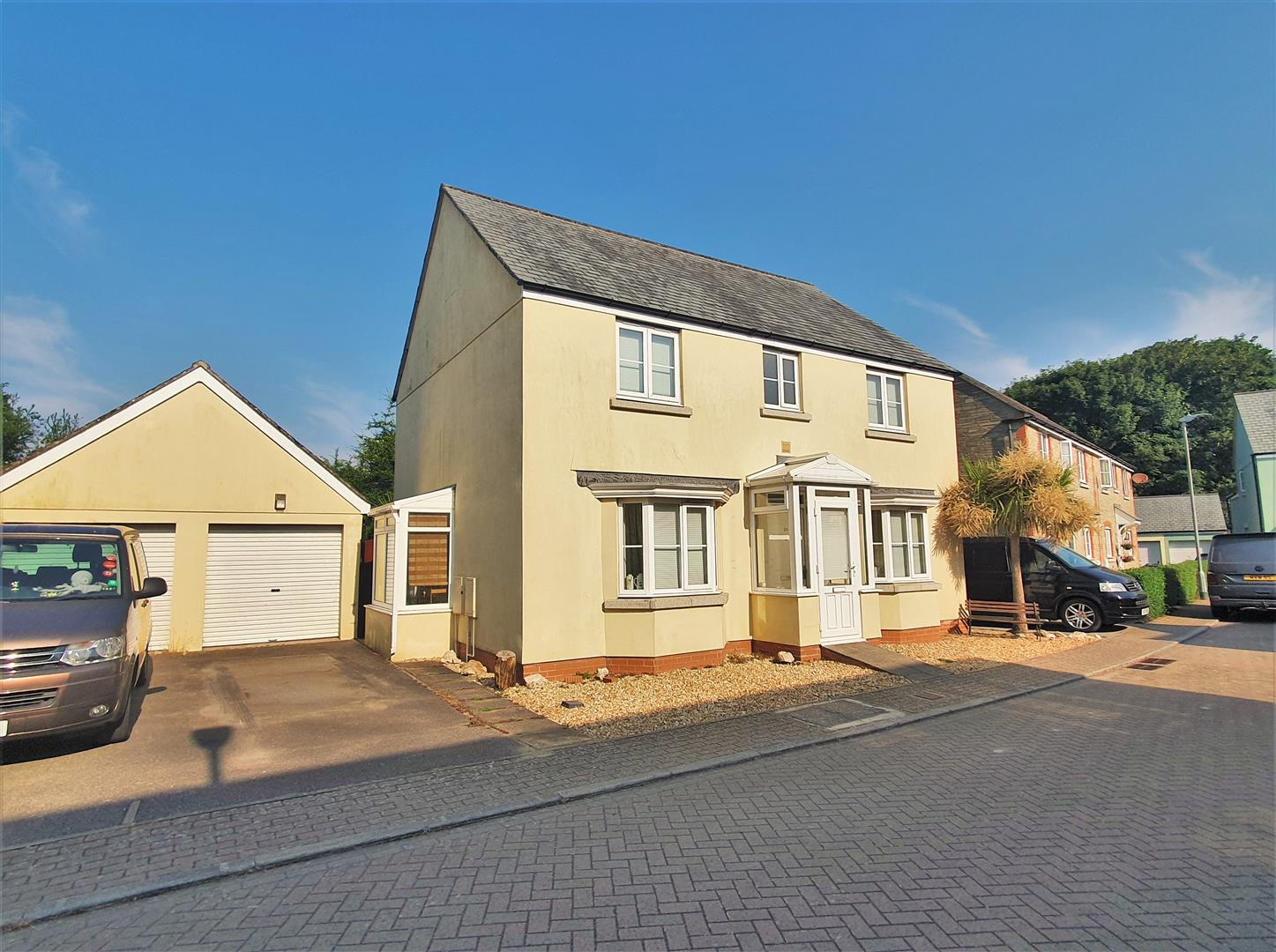Property in The Hurlings, St. Columb Major, Cornwall, TR9 6FE