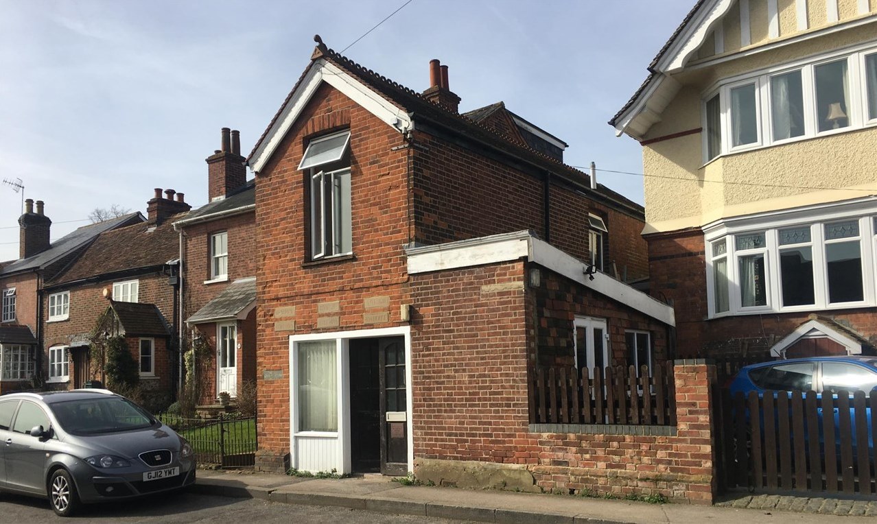 Ibbett Mosely Commercial Home