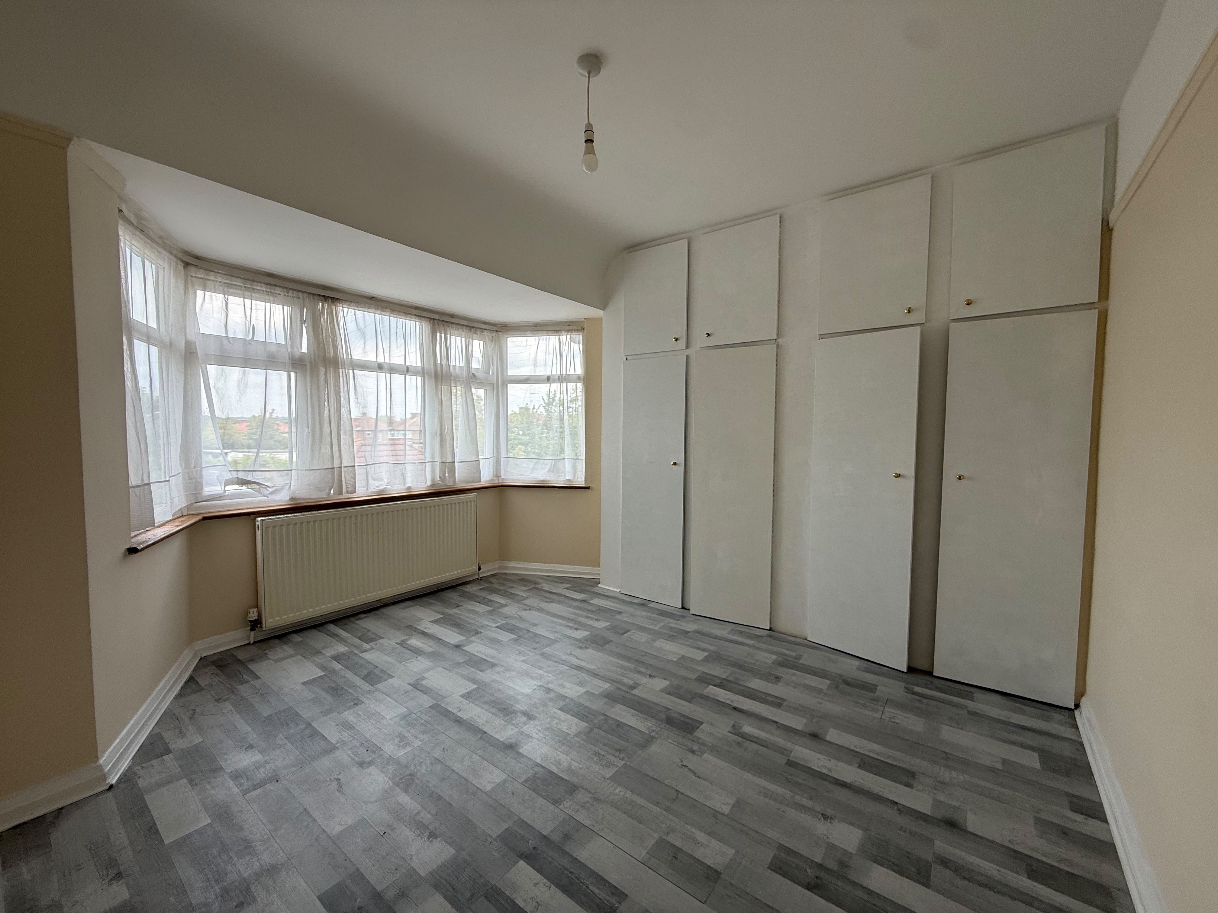 Broadcroft Ave, Stanmore, HA7