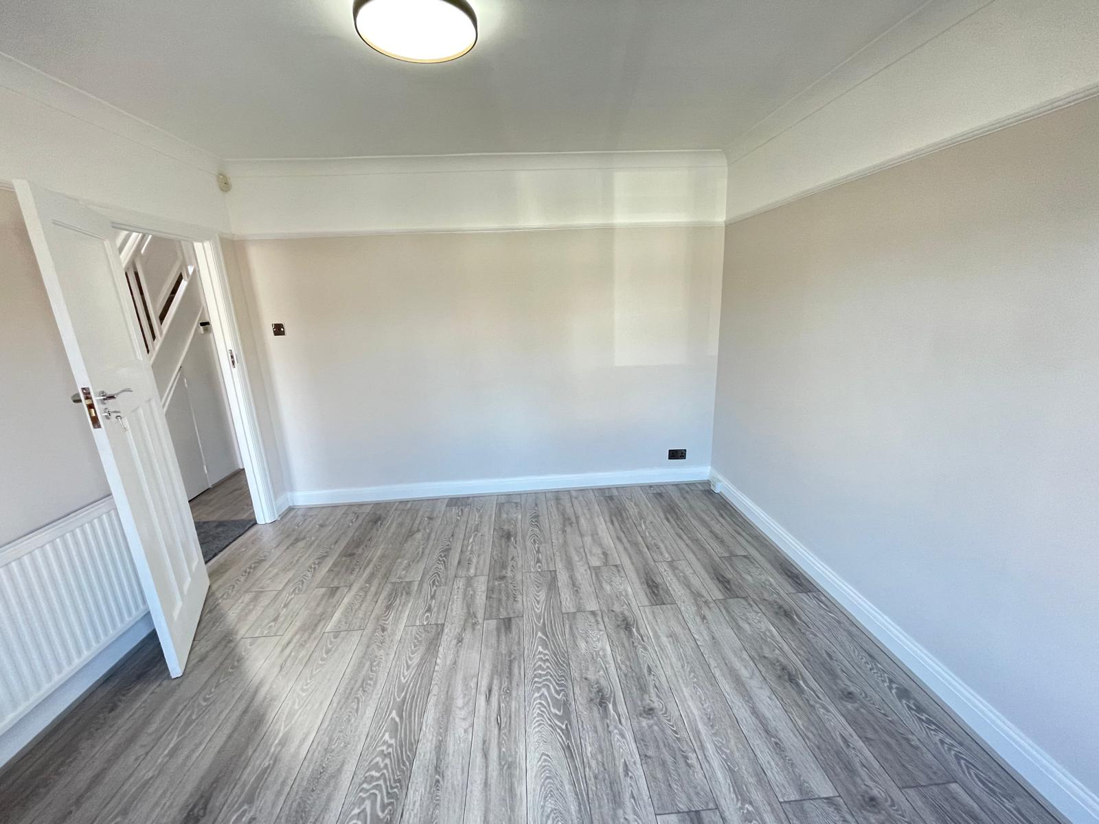 Woodlands Avenue, Ruislip, HA4