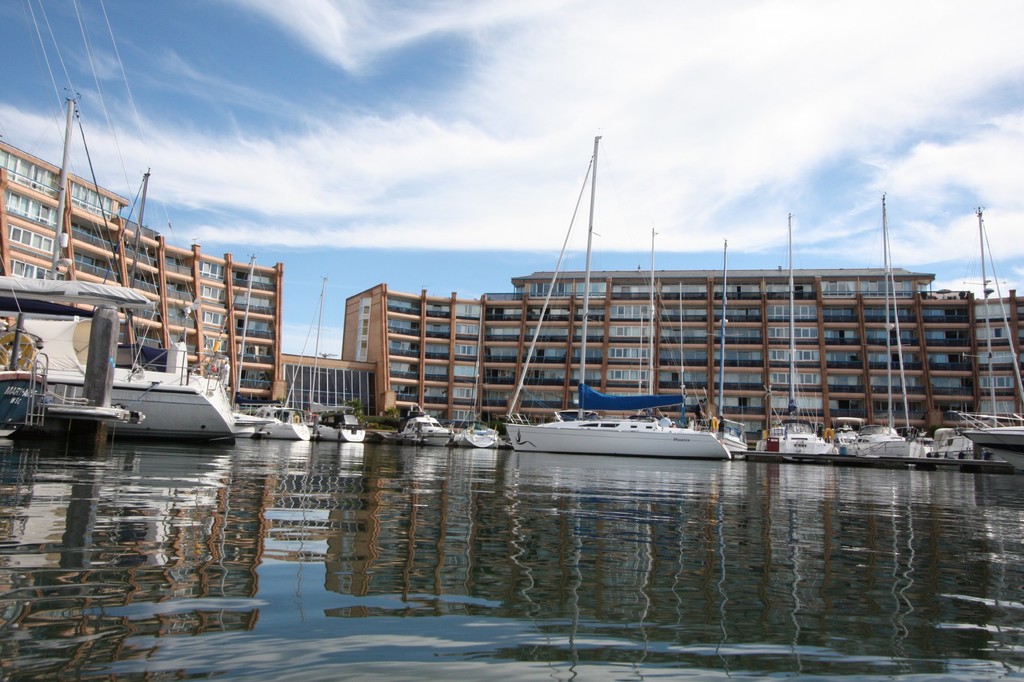 Property in Oyster Quay, Port Solent, Portsmouth, PO6 4TG