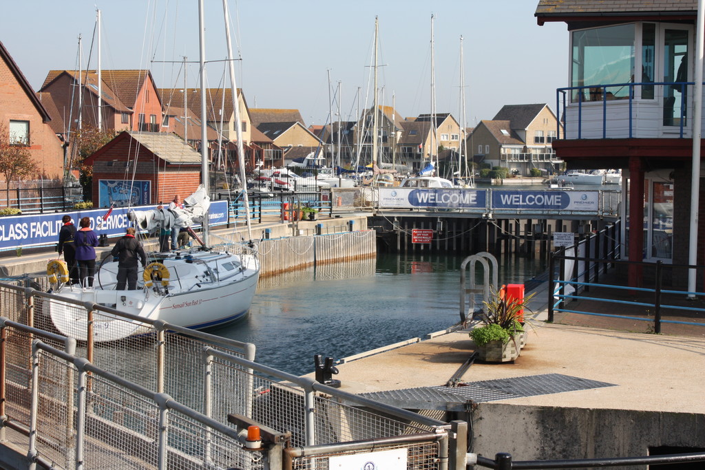 Property in Oyster Quay, Port Solent, Portsmouth, PO6 4TG