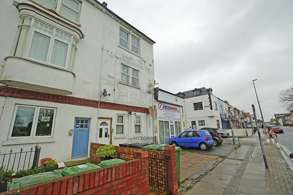Property in Highland Road, Southsea, PO4 9EY