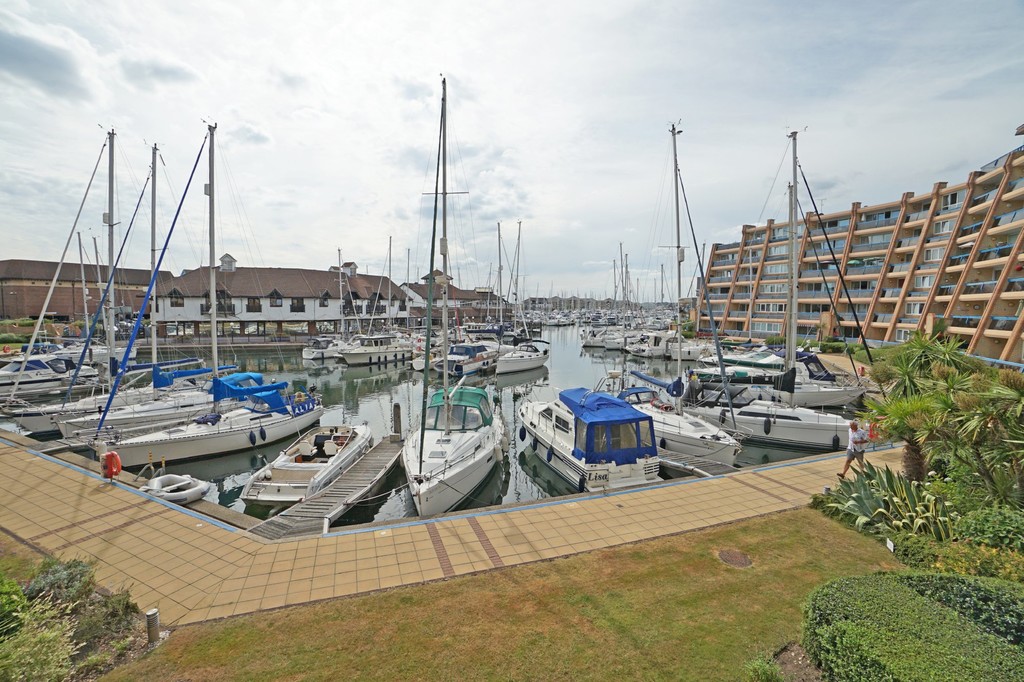 Property in Oyster Quay, Port Way, Port Solent, PO6 4TF